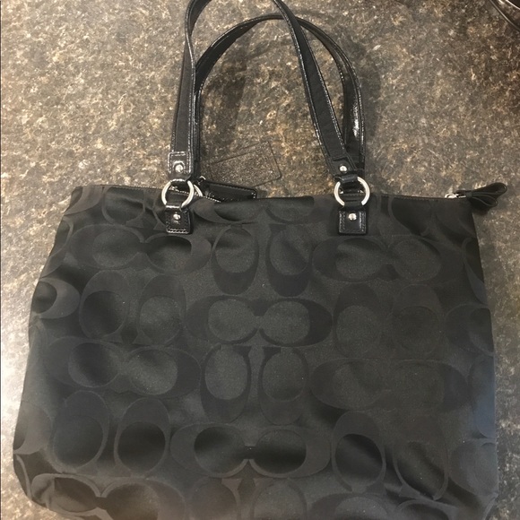 NWOT Coach Poppy Signature Jacquard Tote - Picture 3 of 4
